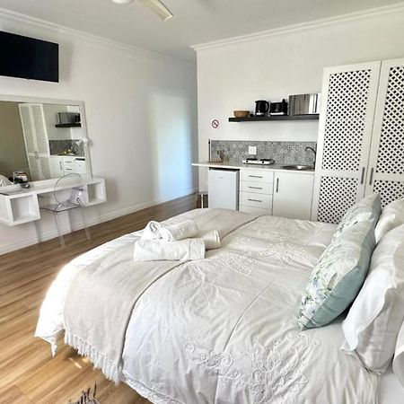 Plett57 - Self Catering - Room No2 Plettenberg Bay Extérieur photo